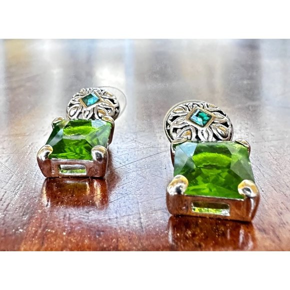 Vintage Green Glass Earrings Square Design St Patrick's Day Party Parade… - Picture 10 of 12